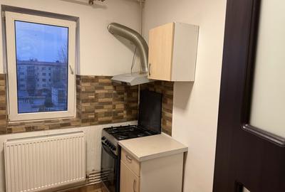 Apartament cu 2 camere semidecomandat în Central - 3