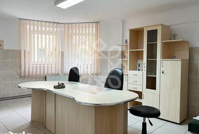 Spațiu comercial, de 50 mp, în Girișu de Criș - 1