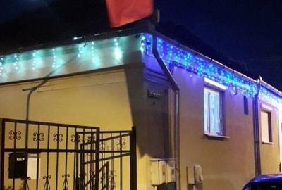 Casă cu 4 camere în Lazaret - 1