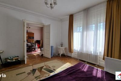 Casă cu 3 camere cu Teren 421 Mp în Titulescu - 1