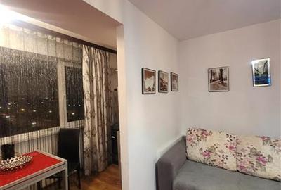 Garsonieră decomandată, mobilată în Energia - 13