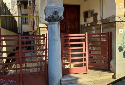 Casă cu 3 camere cu Teren 58 Mp în Romană - 1