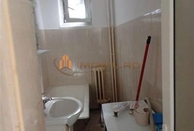 Apartament cu 3 camere semidecomandat în Alexandru cel Bun - 4