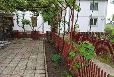 Apartament de vanzare - 3