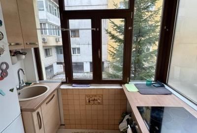 SF LAZAR - PALAS MALL - 3 CAMERE DECOMANDAT - ETAJ 1 - BLOC DIN 1980 - RENOVAT - 3