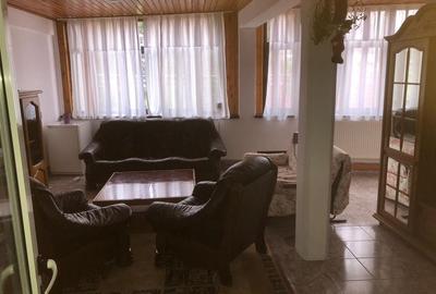 Vila Predeal 500 mp de renovat potential 6 apartamente 3 garaje - 5