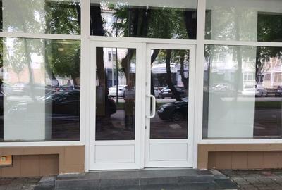Spațiu comercial, de 90 mp, în Central - 5