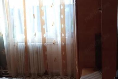 Apartament cu 3 camere decomandat în Micro 16 - 1