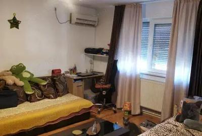 Apartament cu 2 camere semidecomandat în Rovine - 4