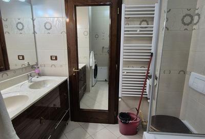 Apartament cu 3 camere în UTA - 7