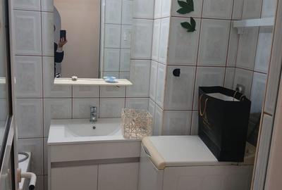 Garsonieră decomandată în Central - 7