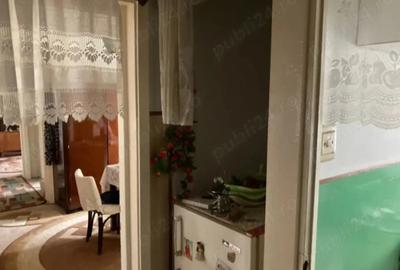 Apartament cu 2 camere semidecomandat în Micro III - 1