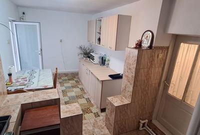 Casă cu 6 camere cu Teren 645 Mp în Nord - 4