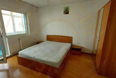 Garsoniera de inchiriat -langa Spitalul de Pediatrie - str Dacia