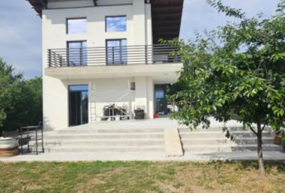 Casă cu 4 camere cu Teren 696 Mp în Buftea - 2