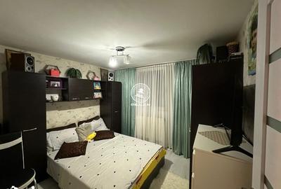 Apartament cu 2 camere semidecomandat în Mircea cel Bătrân