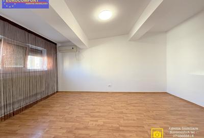 2 camere in Micro 21 constructie b.c.a. din 2008 - 8