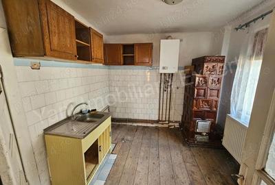 Casa de vanzare in Curtea de Arge?, str Cuza Voda. - 17