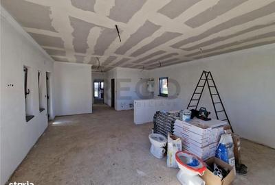 Casă cu 3 camere cu Teren 350 Mp în Borș - 13