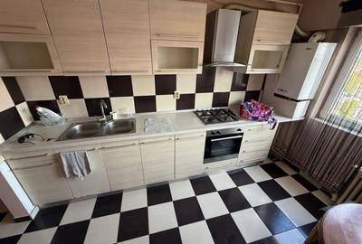 Apartament cu 4 camere decomandat în Ultracentral - 1