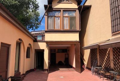 Casa cu spatiu comercial, Ultracentral. P+1+M - 2