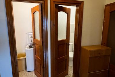 Apartament cu 3 camere decomandat, mobilat în 1 Mai - 10