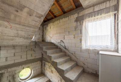 O casa cu lumina din plin si aer curat, Babana, AG - 6