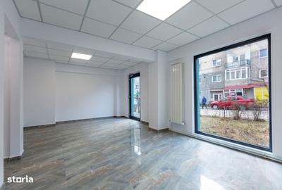 Spațiu comercial, de 50 mp, în Central - 2