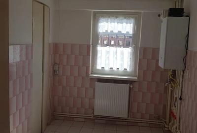 Ofer spre inchiriere apartament 2 camere - 4