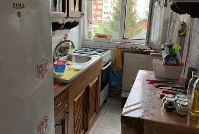 Apartament cu 2 camere nedecomandat în Micro III - 4