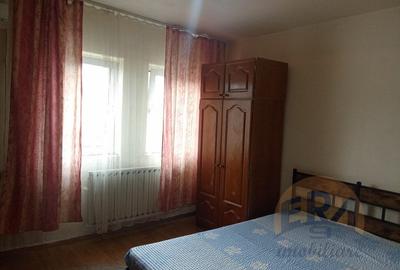 Garsonieră decomandată, mobilată în Decebal - 2