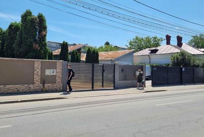 Casă cu 4 camere în Ultracentral - 2