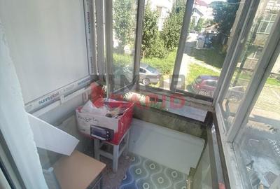 Garsonieră decomandată în Central - 2