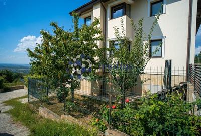 VILA CU PRIVELISTE PANORAMICA, Bucium, Iasi,  806mp teren - 32