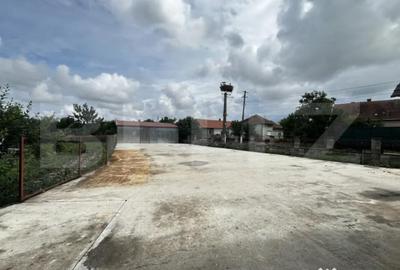 Casă cu 7 camere cu Teren 567 Mp în Lazuri - 2