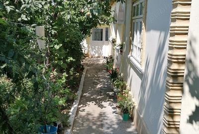 De vanzare De vanzare - 2