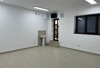 Spațiu comercial, de 35 mp, în Poroschia - 1