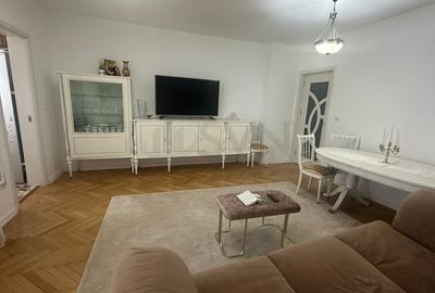 Apartament cu 3 camere semidecomandat, mobilat în Cișmigiu
