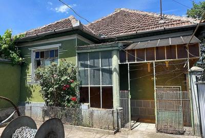 Casă cu Teren 1000 Mp în Bujac - 3