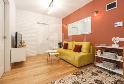 Apartament 2 camere, parcare, zona Vivo