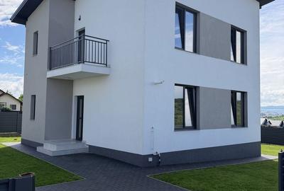 Casă cu 4 camere cu Teren 410 Mp în Miroslava - 18