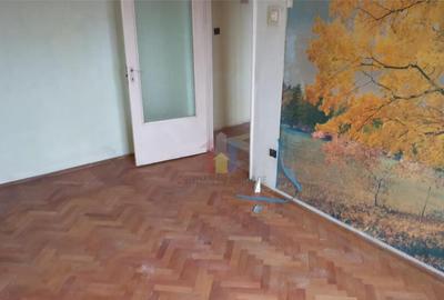 70mp 3 cam etaj 2 balcon 7 m R.Negru - Capatul lui 4 confort - 11