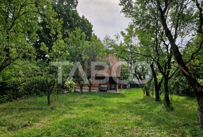 Teren de 1915 mp, în Central