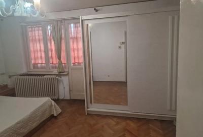 Apartament cu o camera,balcon,,40mp,biserica catolica,centrala,termopane, - 2