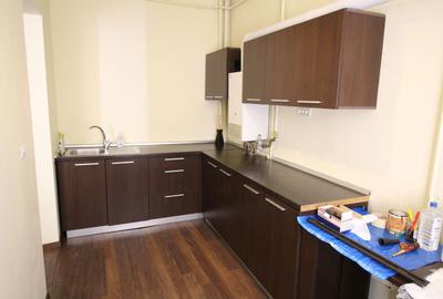 Birou, de 201 mp, în Central - 12