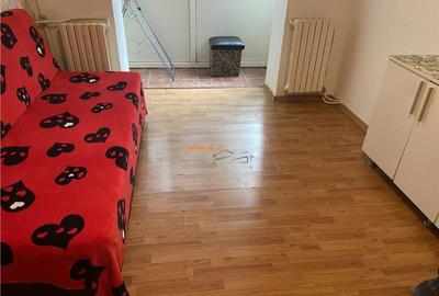 Apartament 4 camere , zona cartier Sud , et 2/4 , 56 mp Apartament 4 camere , zona cartier Sud , et 2/4 , 56 mp - 2