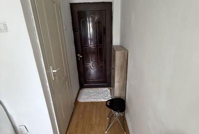 Garsonieră în Micro 19 - 2