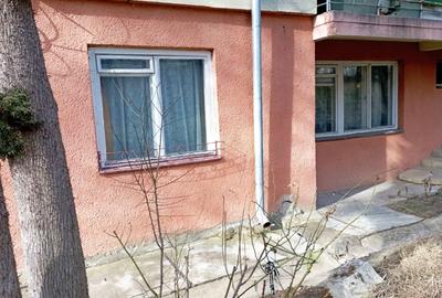 Apartament cu 2 camere decomandat în Central - 1