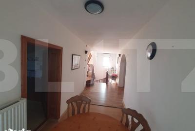 Casă cu 6 camere cu Teren 1600 Mp în Sânmihaiu Român - 15