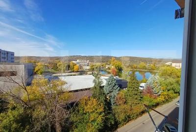 Apartament cu 3 camere decomandat în Debarcader - 6
